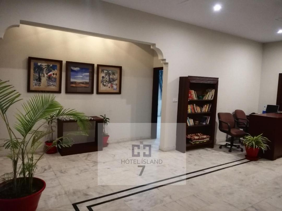 Hotel 7Island Karachi Luaran gambar