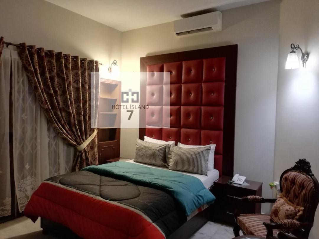 Hotel 7Island Karachi Luaran gambar
